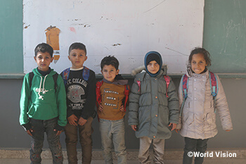 シリアの事業地の子どもたち